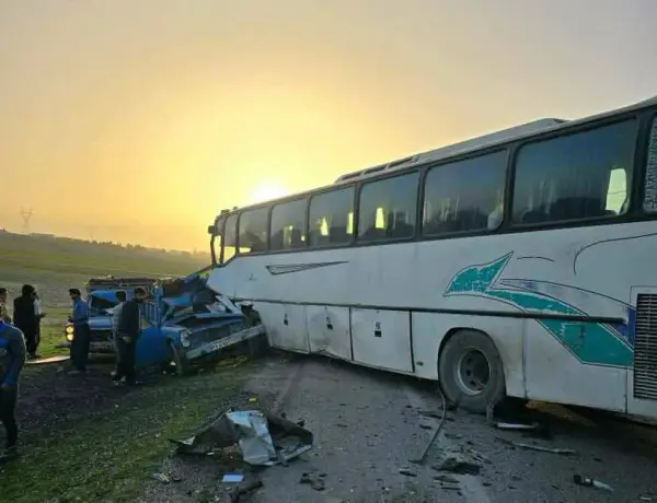 واژگونی و تصادف اتوبوس در