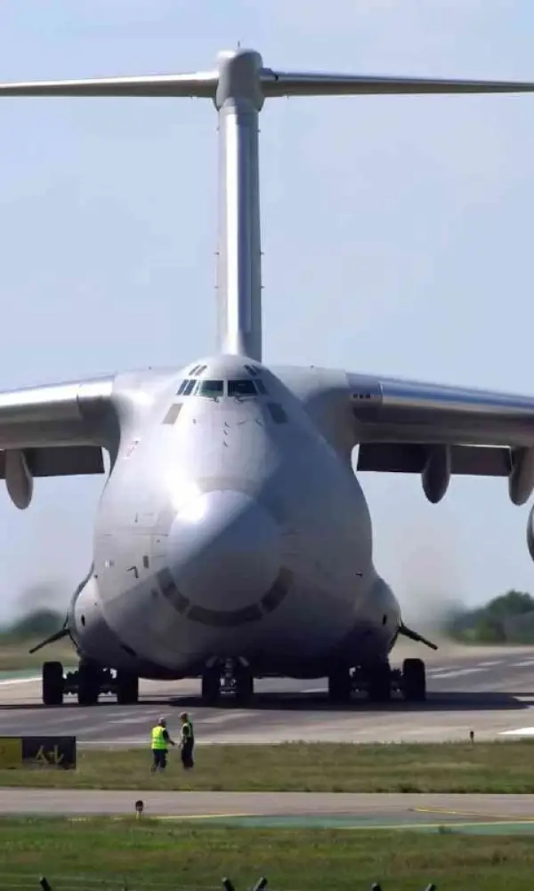 ورود دو فروند از هواپیمای